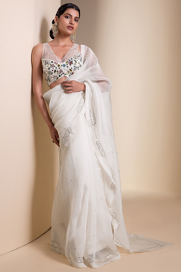 Ivory Organza 3D Floral Embroidered Wedding Saree Set by AAMRA BY LAVANYA at Pernia's Pop Up Shop