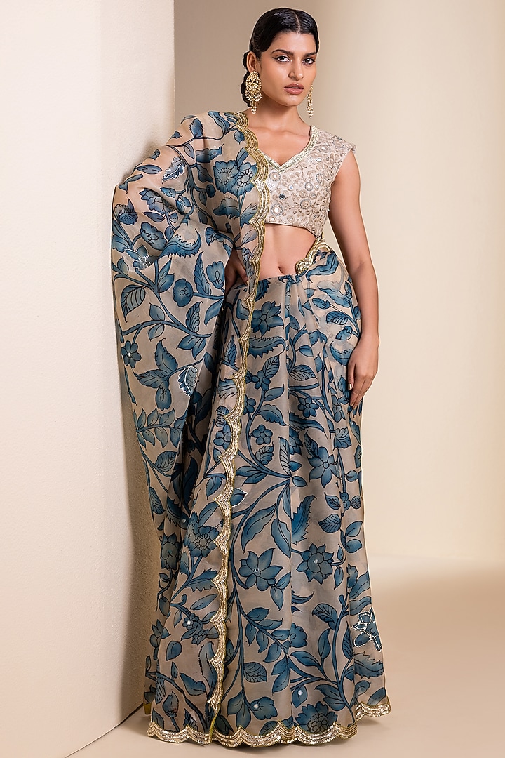Ivory Organza Floral Hand Painted Reception Saree Set by AAMRA BY LAVANYA at Pernia's Pop Up Shop