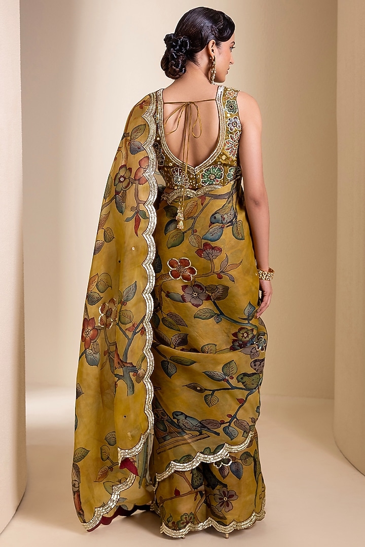Ochre Yellow Organza Kalamkari Hand Painted Reception Saree Set by AAMRA BY LAVANYA at Pernia's Pop Up Shop