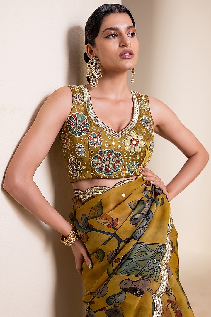 Ochre Yellow Organza Kalamkari Hand Painted Reception Saree Set by AAMRA BY LAVANYA at Pernia's Pop Up Shop