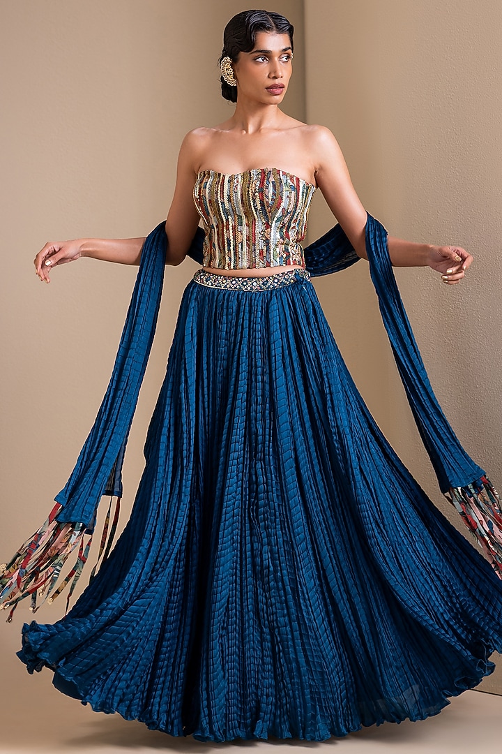 Peacock Blue Silk Crushed Dupatta by AAMRA BY LAVANYA at Pernia's Pop Up Shop