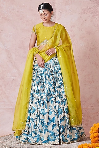 Ivory Silk Floral Kalamkari Handpainted & Hand Embroidered Lehenga Set by AAMRA BY LAVANYA