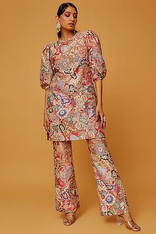 Red Raw Silk Printed & Embellished Kurta Set by Aisha Rao