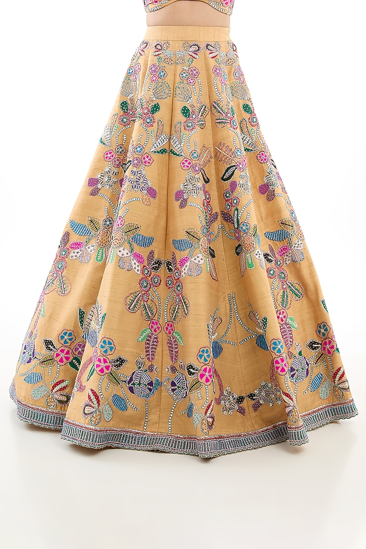 Yellow Raw Silk Applique Embellished Bridal Lehenga Set by Aisha Rao at Pernia's Pop Up Shop
