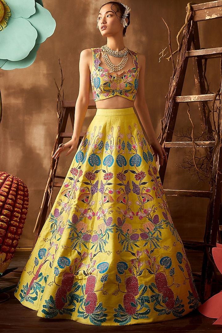 Lime Embellished Kalidar Bridal Lehenga Set by Aisha Rao at Pernia's Pop Up Shop