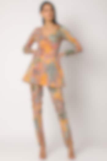 Yellow Printed & Hand Embellished Kurta Set by Aisha Rao at Pernia's Pop Up Shop