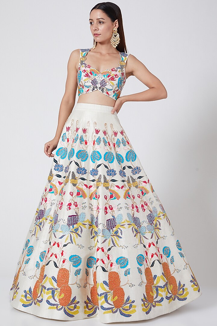 Ivory Hand Embellished & Printed Bridal Lehenga Set by Aisha Rao at Pernia's Pop Up Shop