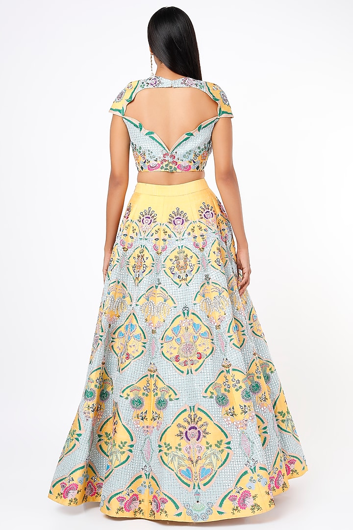 Yellow Raw Silk Embellished Bridal Lehenga Set by Aisha Rao at Pernia's Pop Up Shop