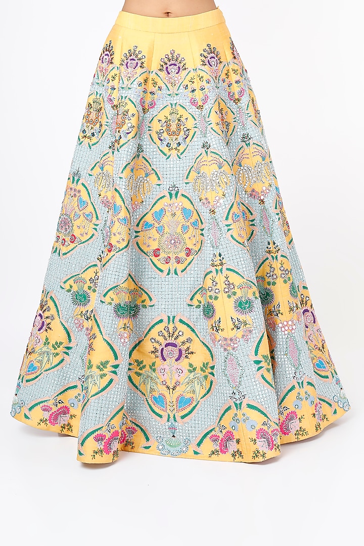 Yellow Raw Silk Embellished Bridal Lehenga Set by Aisha Rao at Pernia's Pop Up Shop