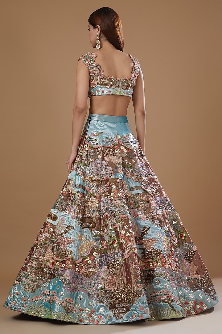 Antique Gold Tissue Printed Bridal Lehenga Set by Aisha Rao at Pernia's Pop Up Shop