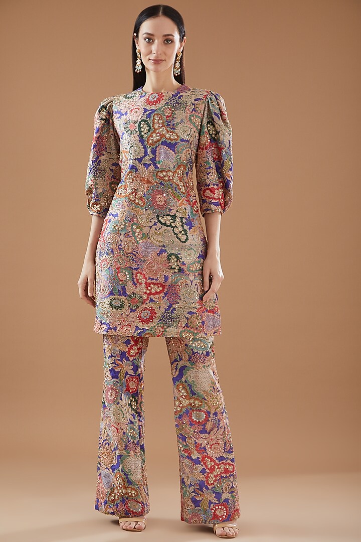 Violet Raw Silk Printed Kurta Set by Aisha Rao at Pernia's Pop Up Shop