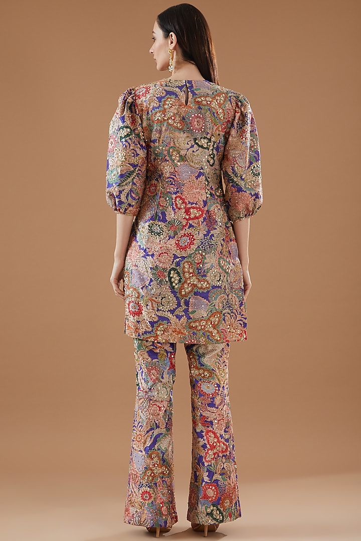 Violet Raw Silk Printed Kurta Set by Aisha Rao at Pernia's Pop Up Shop