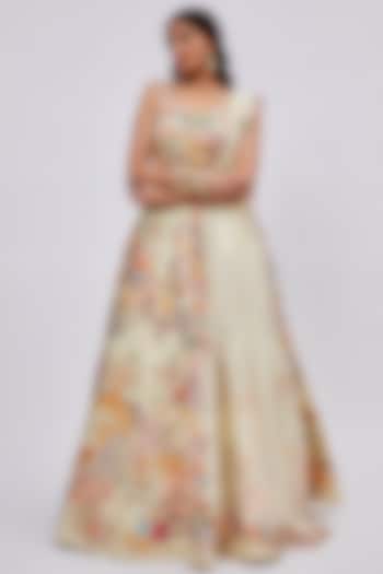 Ivory Kasab Satin Embellished Bridal Lehenga Set by Aisha Rao at Pernia's Pop Up Shop