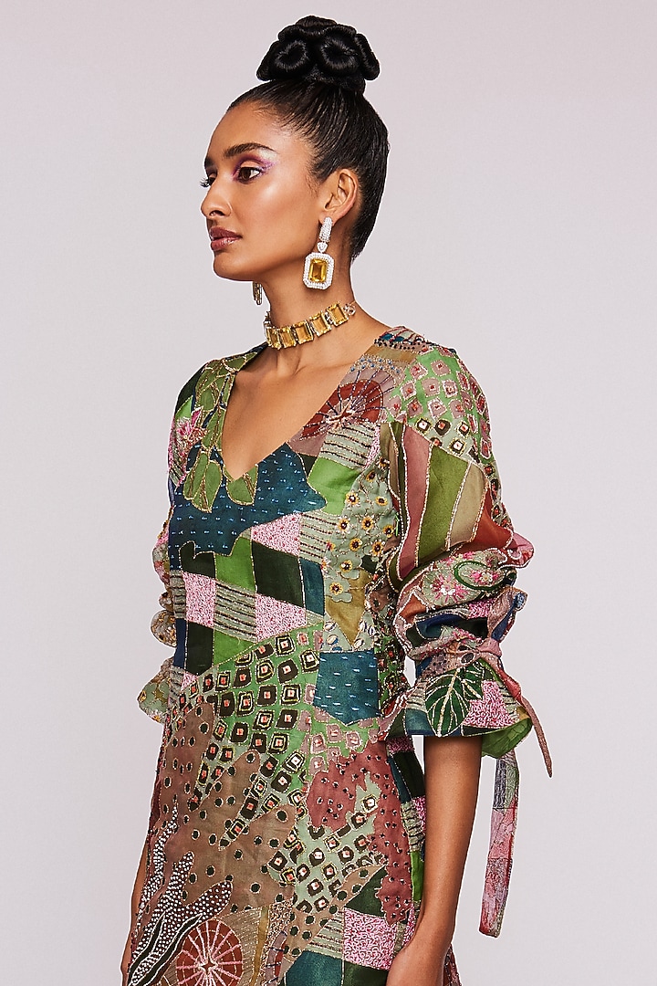 Multi-Colored Printed & Embellished Kurta Set by Aisha Rao at Pernia's Pop Up Shop