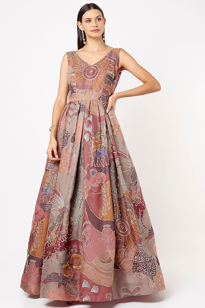 green emerald velvet dress Amazon.com: COTTON HTHRANG Partywear Long Gown for Women Rayon Ruffle Red  Maxi Boho Ethnic Dress : Clothing, Shoes & Jewelry main image 0