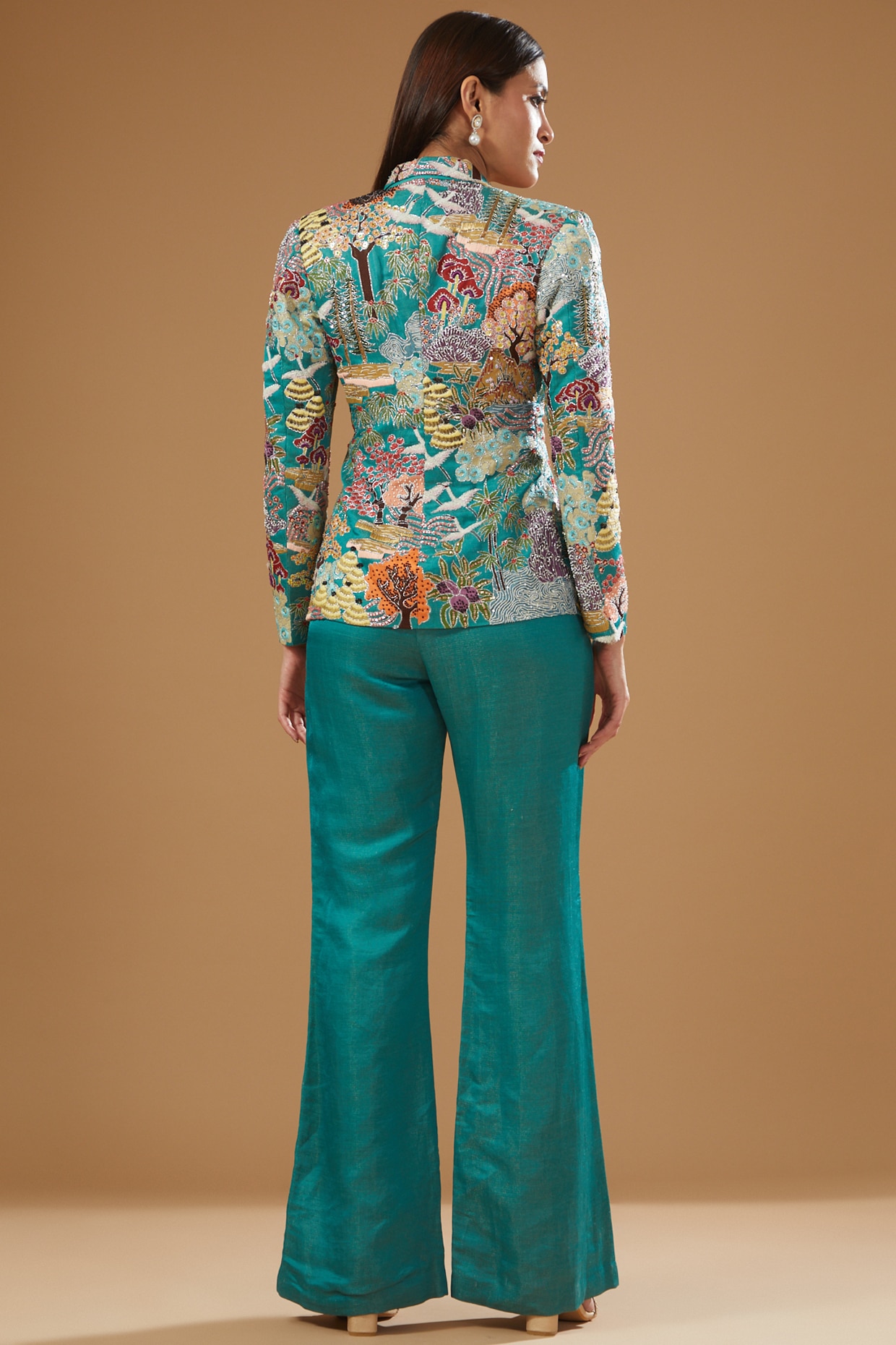 Pernia pop up shop suits outlet