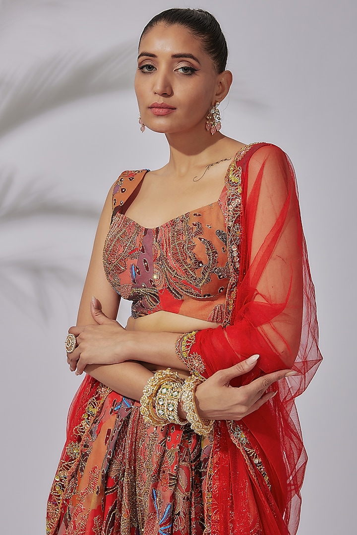 Red Indian Organza Printed & Embellished Bridal Lehenga Set by Aisha Rao at Pernia's Pop Up Shop