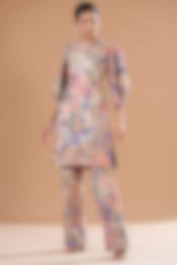 Violet Raw Silk Embellished & Printed Kurta Set by Aisha Rao at Pernia's Pop Up Shop