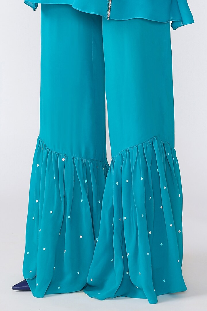 Aurora Viscose Georgette Embellished Short Kurta Set by Aisha Rao at Pernia's Pop Up Shop