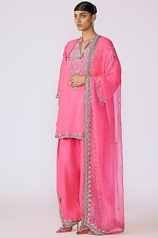 Hot Pink Dupion Silk Applique Embellished Kurta Set by Aisha Rao