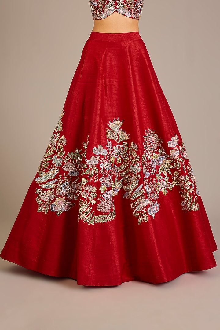 Red Raw Silk Applique Embellished Bridal Lehenga Set by Aisha Rao at Pernia's Pop Up Shop