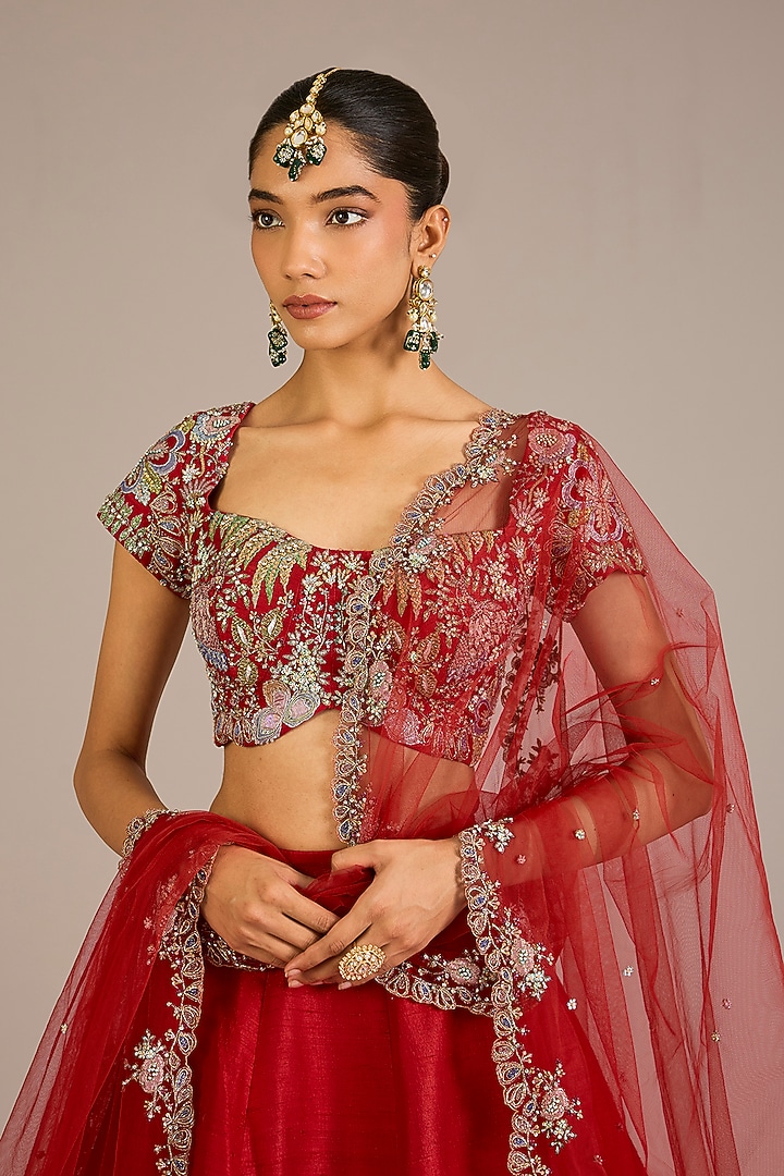Red Raw Silk Applique Embellished Bridal Lehenga Set by Aisha Rao at Pernia's Pop Up Shop