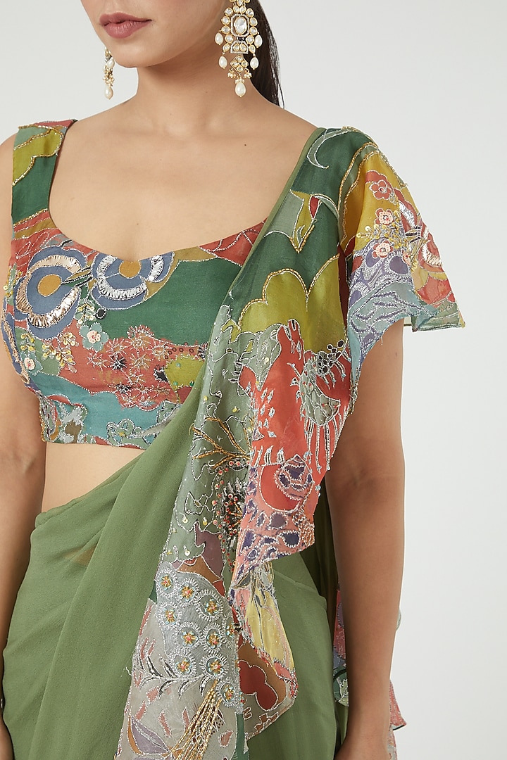 Green Indian Organza Printed & Embellished Reception Saree Set by Aisha Rao at Pernia's Pop Up Shop