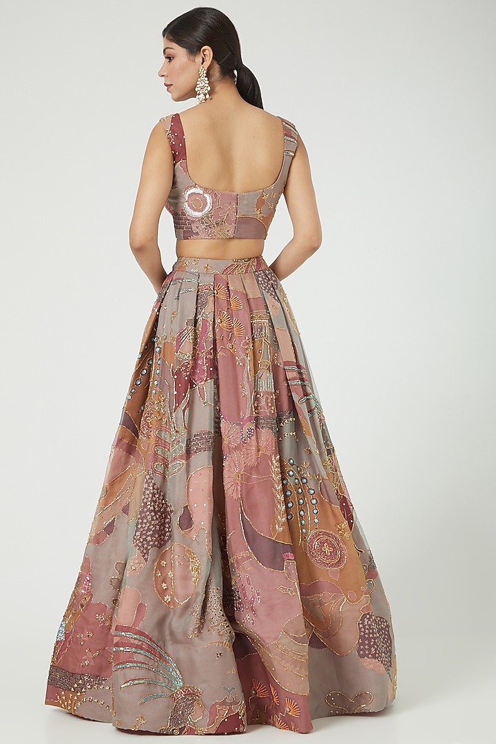 Peach Printed & Embellished Bridal Lehenga Set by Aisha Rao at Pernia's Pop Up Shop