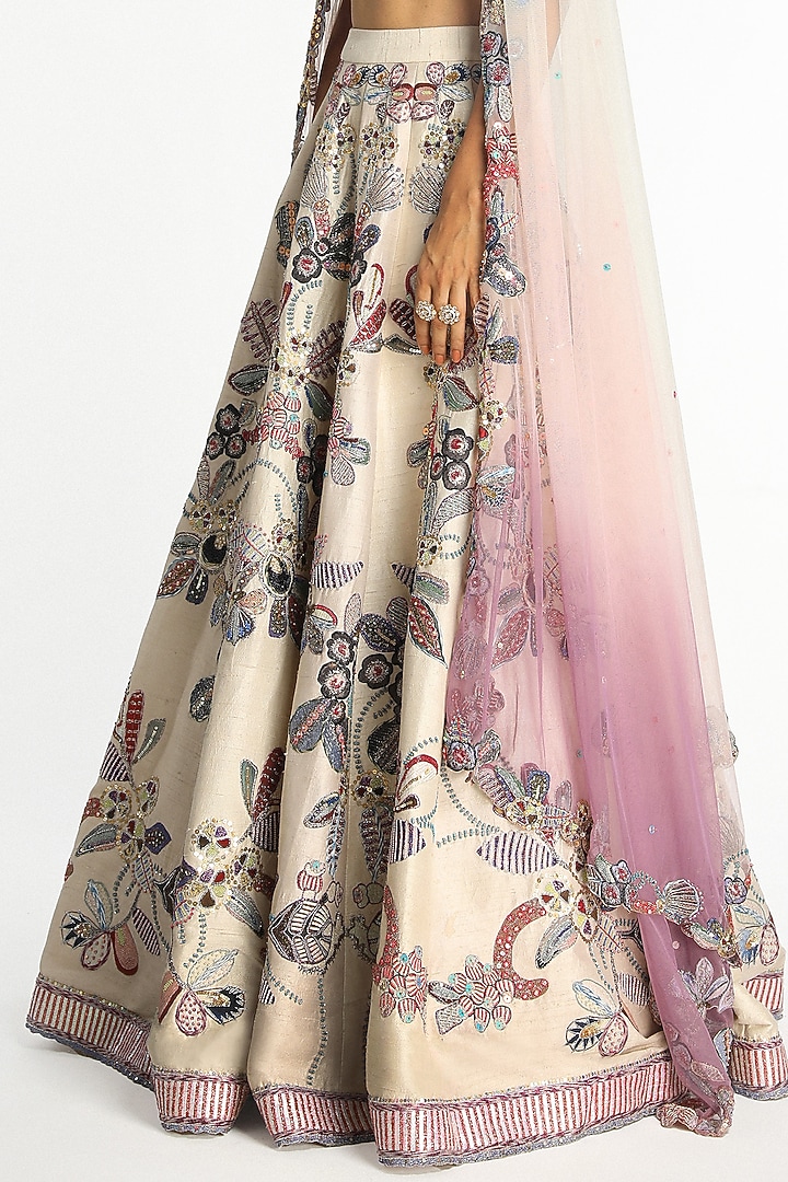Ivory Raw Silk Applique Embellished Bridal Lehenga Set by Aisha Rao at Pernia's Pop Up Shop