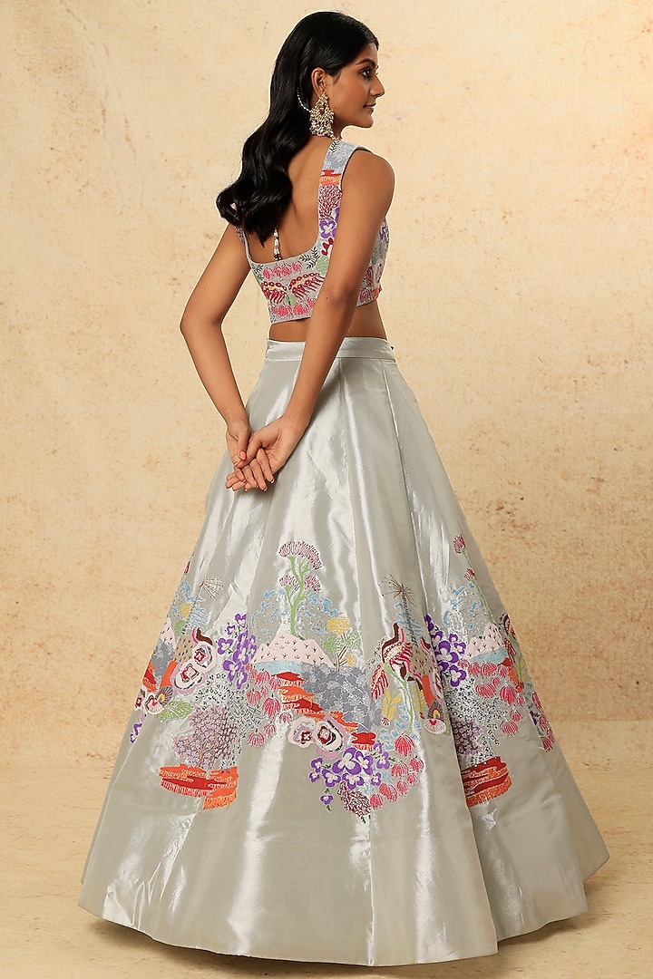 Ivory Embroidered Bridal Lehenga Set by Aisha Rao at Pernia's Pop Up Shop