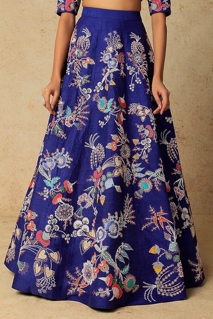 Electric Blue Silk Embellished Bridal Lehenga Set by Aisha Rao at Pernia's Pop Up Shop