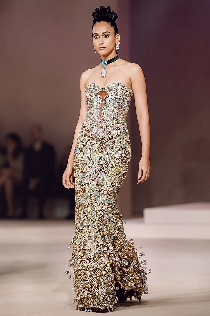 Brown Tulle Applique Embellished Strapless Corset Bridal Gown by Aisha Rao at Pernia's Pop Up Shop