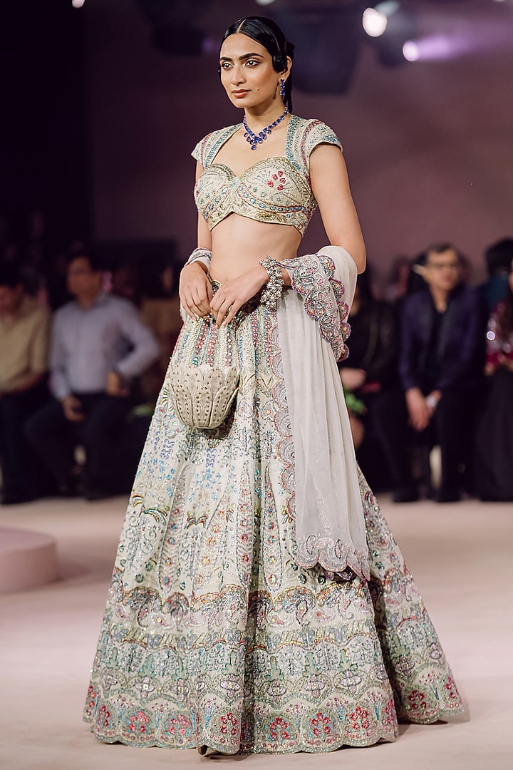 Ivory Raw Silk Applique Embellished Bridal Lehenga Set by Aisha Rao at Pernia's Pop Up Shop