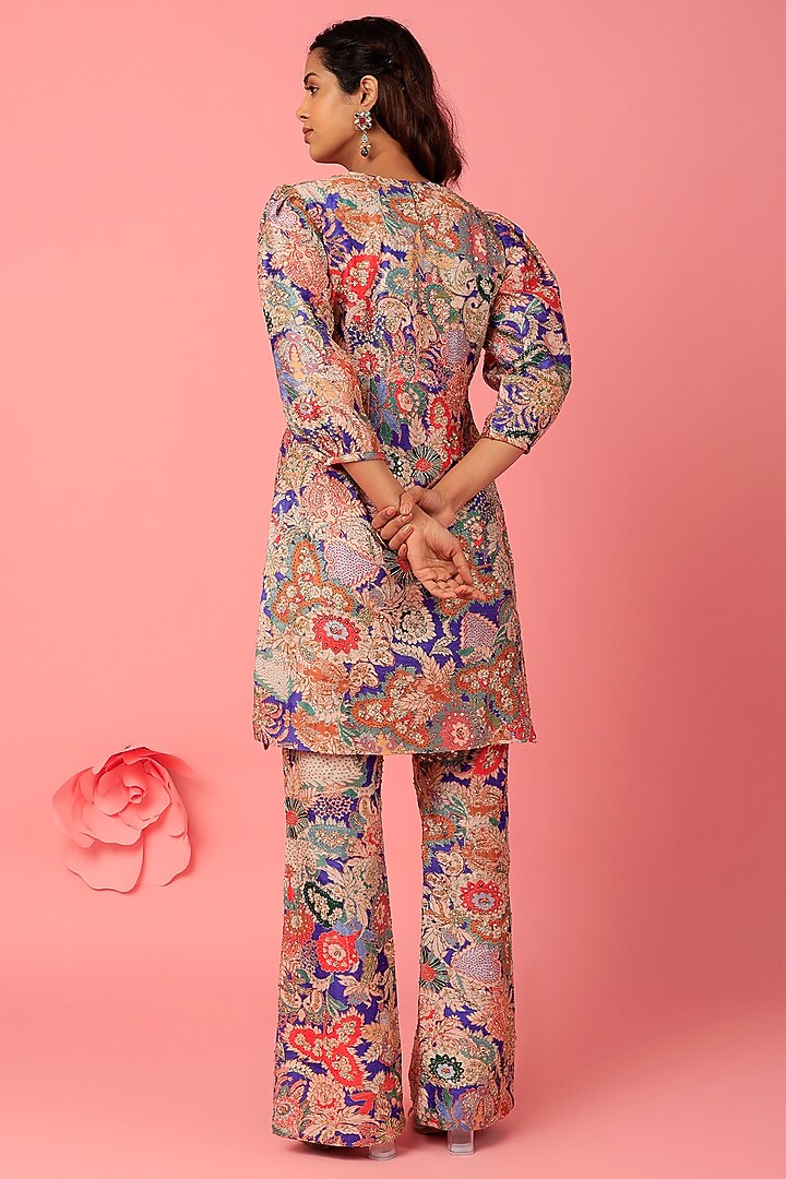 Multi-Colored Embellished Kurta Set by Aisha Rao at Pernia's Pop Up Shop