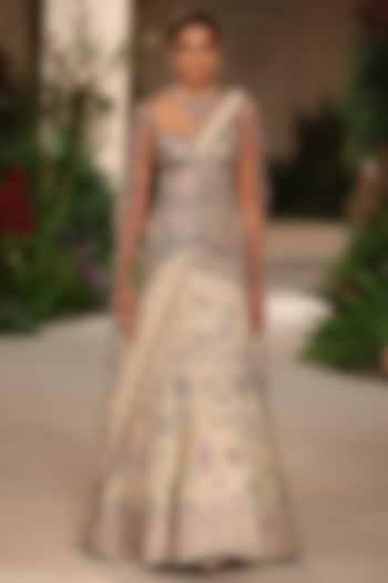 Sandstone Raw Silk Applique Embellished Bridal Lehenga Set by Aisha Rao at Pernia's Pop Up Shop