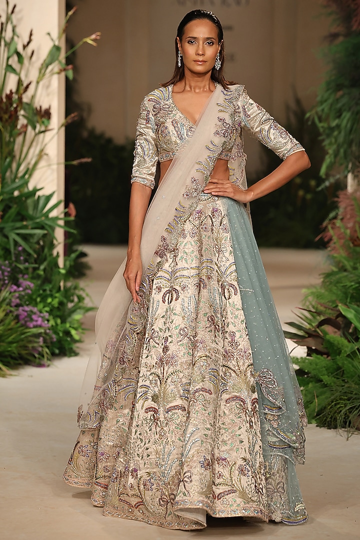 Silver Banarasi Tissue Brocade Applique Embellished Bridal Lehenga Set by Aisha Rao at Pernia's Pop Up Shop