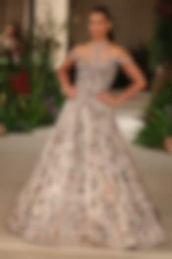 Silver Banarasi Tissue Brocade Applique Embellished Bridal Lehenga Set by Aisha Rao at Pernia's Pop Up Shop