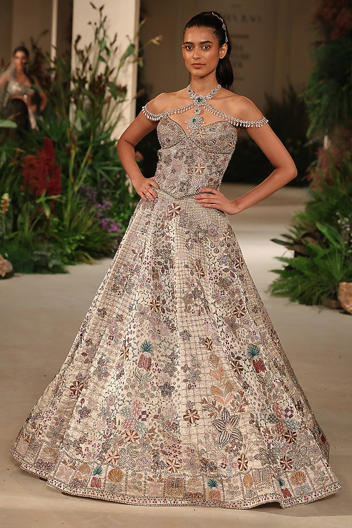 Silver Banarasi Tissue Brocade Applique Embellished Bridal Lehenga Set by Aisha Rao at Pernia's Pop Up Shop