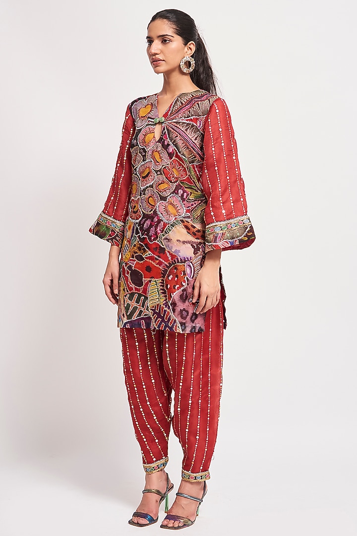 Multi-Colored Organza Printed & Embellished Kurta Set by Aisha Rao at Pernia's Pop Up Shop