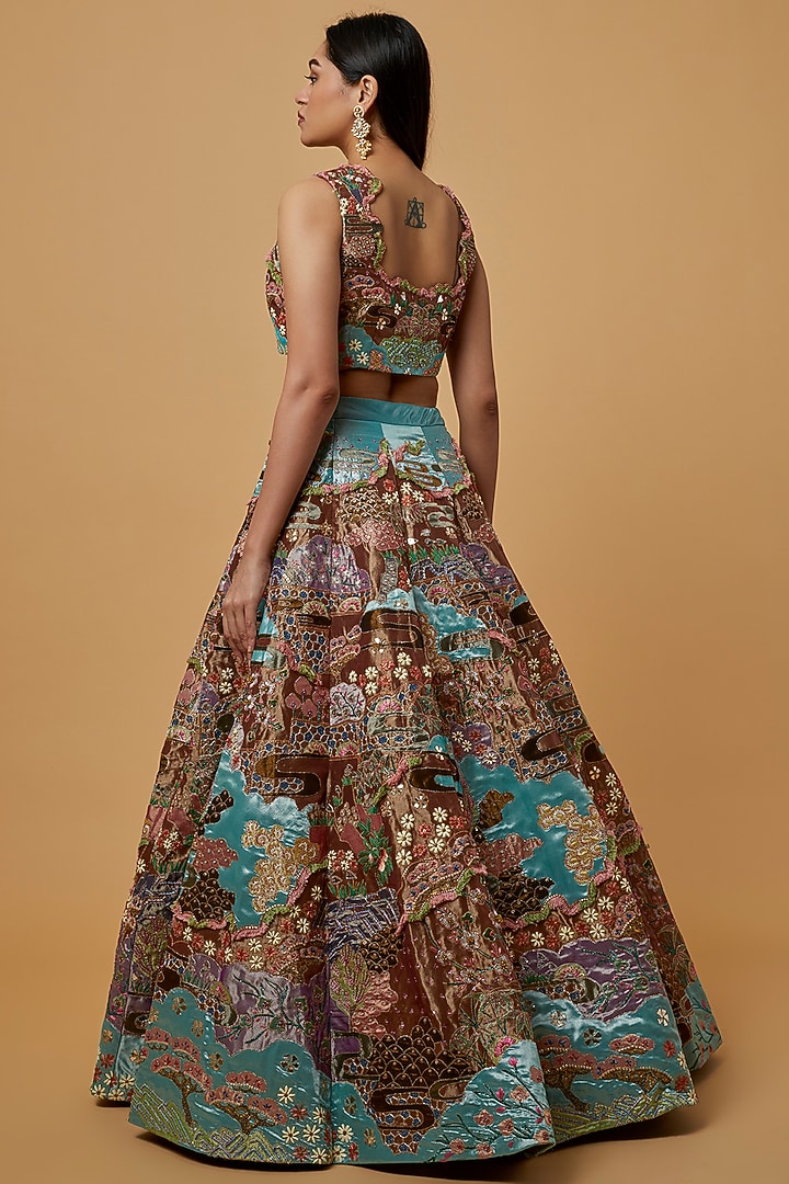 Antique Gold Embellished Bridal Lehenga Set by Aisha Rao at Pernia's Pop Up Shop