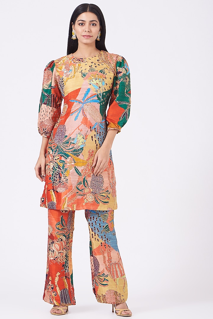 Red Printed Kurta Set by Aisha Rao at Pernia's Pop Up Shop
