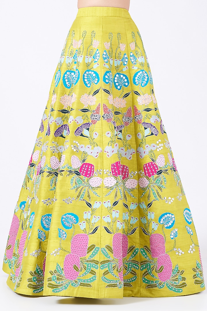 Dark Lime Embellished Bridal Lehenga Set by Aisha Rao at Pernia's Pop Up Shop