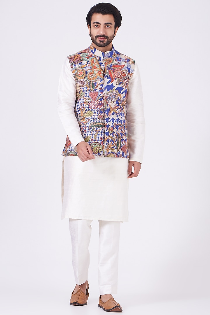 Violet Bundi Jacket With Kurta Set by Aisha Rao Men