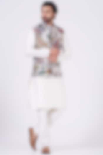 White Raw Silk Embellished Bundi Jacket Set by Aisha Rao Men