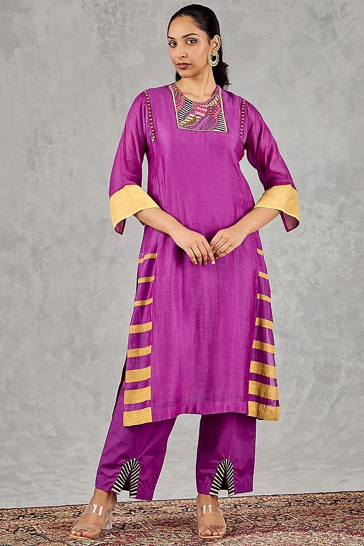 Purple Chanderi Stripe Printed & Thread Embroidered Kurta Set by Shivani Bhargava at Pernia's Pop Up Shop