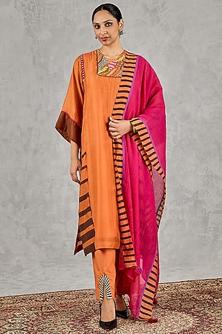 Orange Chanderi Stripe Printed & Thread Embroidered Kurta Set by Shivani Bhargava
