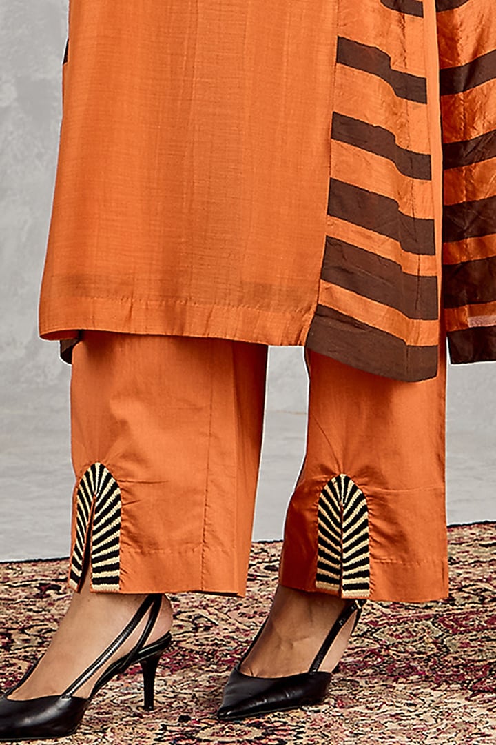 Orange Chanderi Stripe Printed & Thread Embroidered Kurta Set by Shivani Bhargava at Pernia's Pop Up Shop