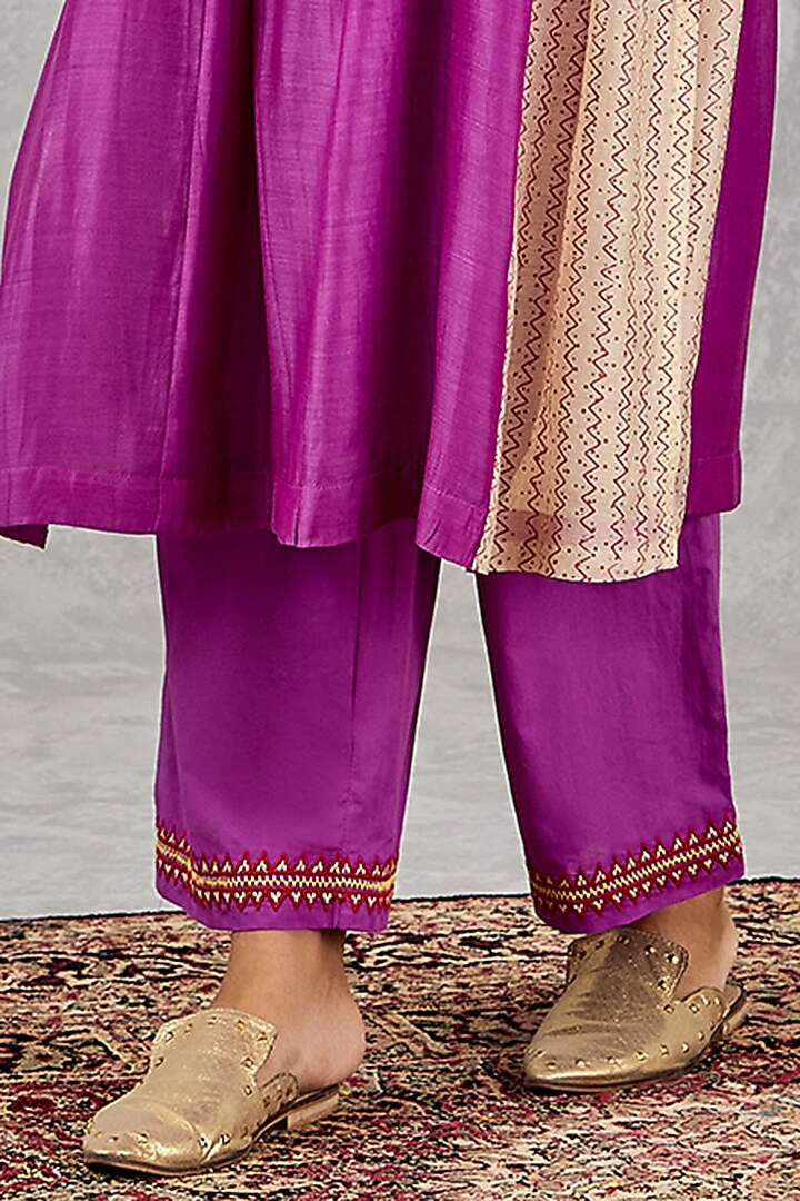 Purple Chanderi Handblock Printed & Embroidered Kurta Set by Shivani Bhargava at Pernia's Pop Up Shop