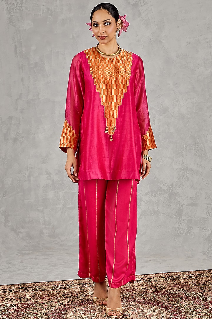 Hot Pink Chanderi Patch Work Kurta Set by shivani bhargava at Pernia's Pop Up Shop