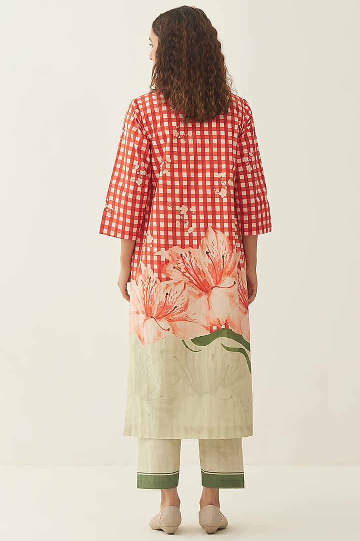 Red Giza Cotton Printed Kurta Set by Shivani Bhargava at Pernia's Pop Up Shop